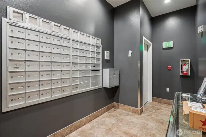 Mail