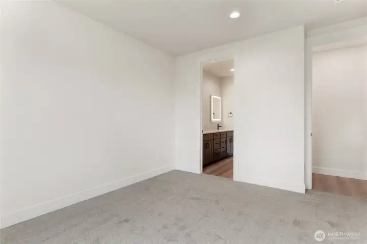 Not of actual home. Same floorplan, builder, and neighborhood.