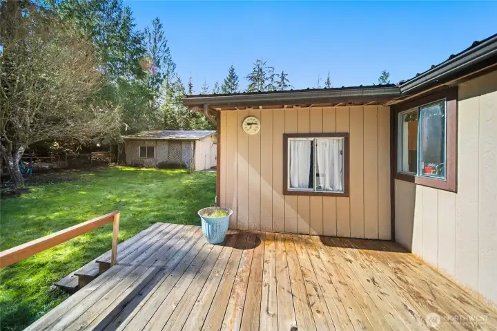 Deck off the laundry room.