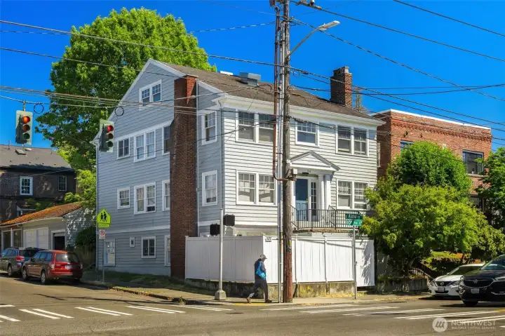 Perfectly situated on the corner of Aloha and 10th Ave E. Close to Broadway amenities, Volunteer park, light rail and easy access to I-5