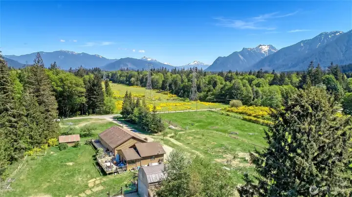 Looking toward Darrington gorgeous foothills