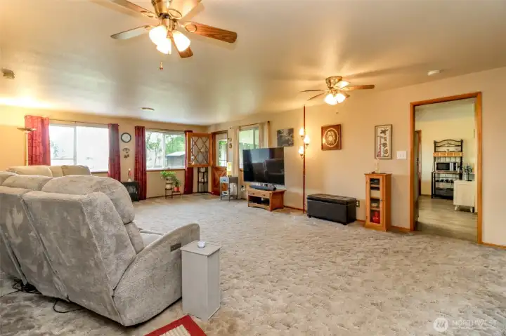 You will love this huge family room with dutch door that leads to the covered patio!
