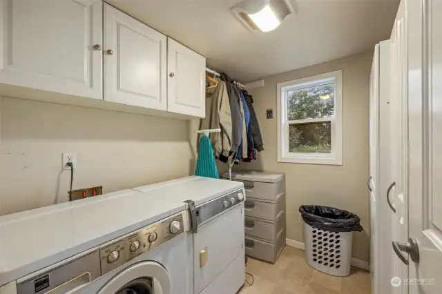 Huge laundry room with storage