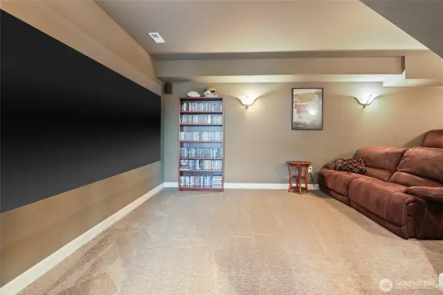 This is your media spot! Watch all the entertainment you like.