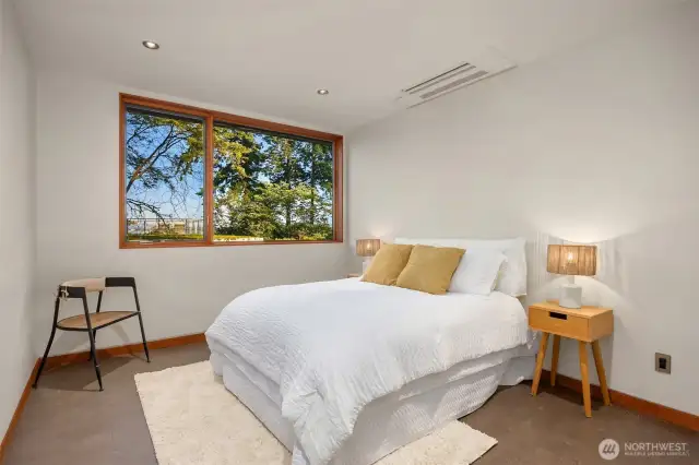 Oversized windows bring the Sound into every