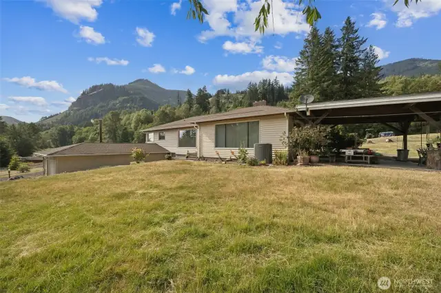 107 Peters Creek Randle WA