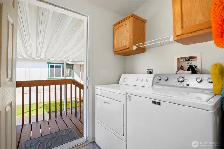 Laundry Room with separate entrance