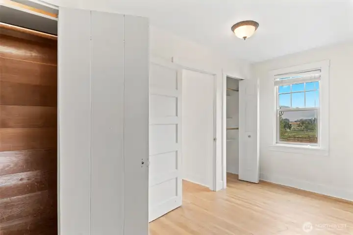 Great Closet Space