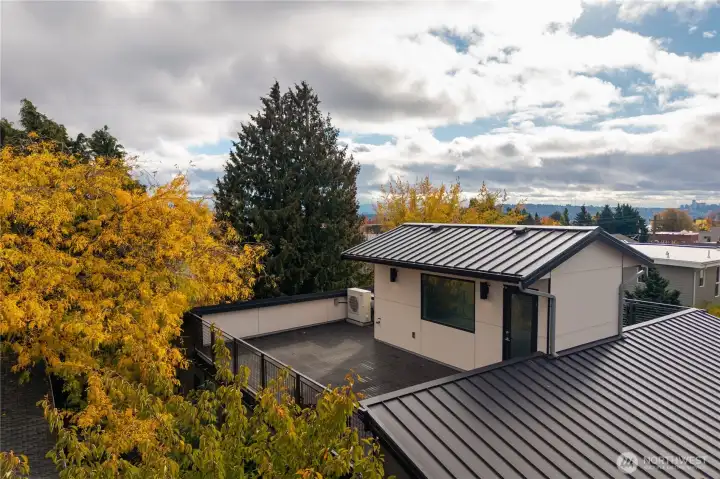 Private rooftop terrace