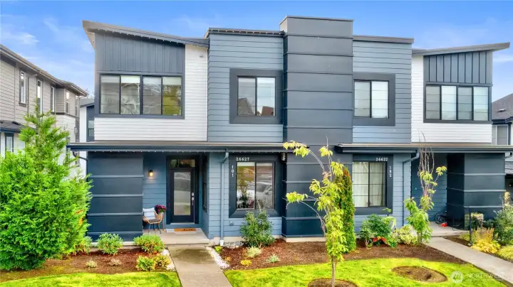 North facing home in Duvall's premier planned community, The Ridge at Big Rock!