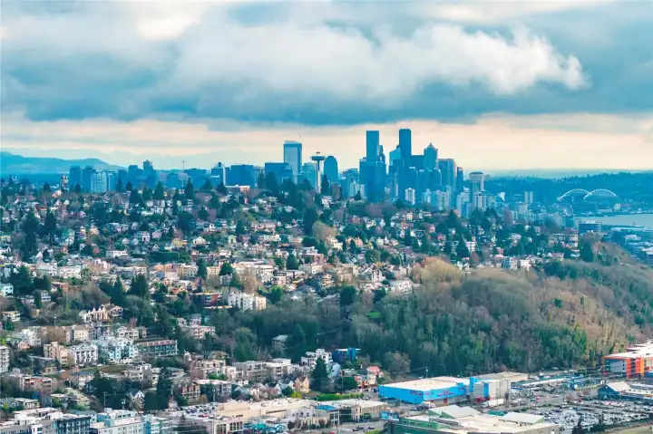 Easy commute to downtown