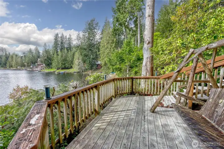 View platform on stairs to dock.