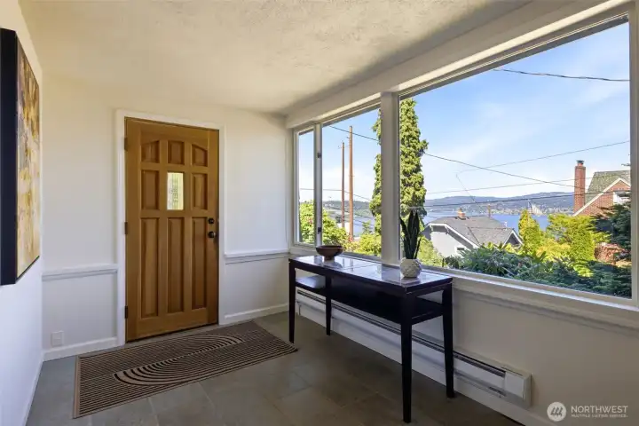 Capture the stunning Lake Washington views as you head out the door!