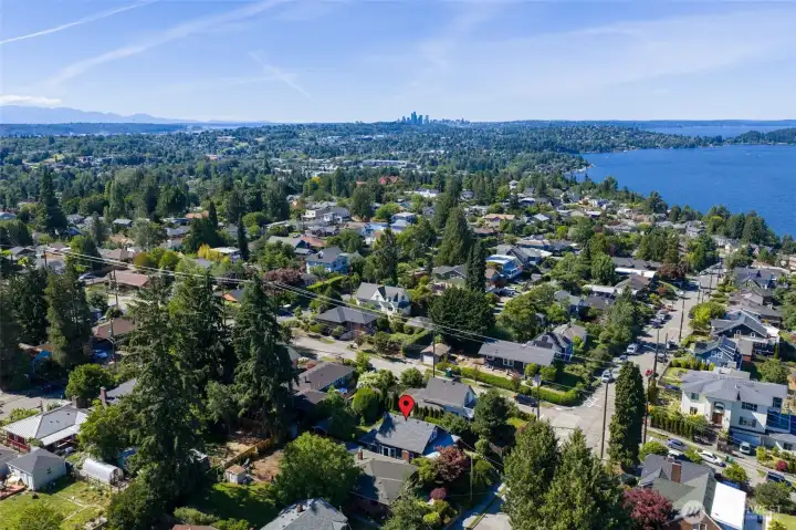 Conveniently located with nearby access the light rail to downtown Seattle, Bellevue & Redmond and Seatac International airport.