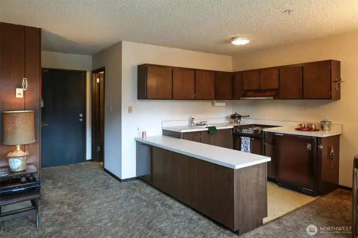 Kitchen has lots of cabinets and storage. Kitchen has lots of cabinets and storage.