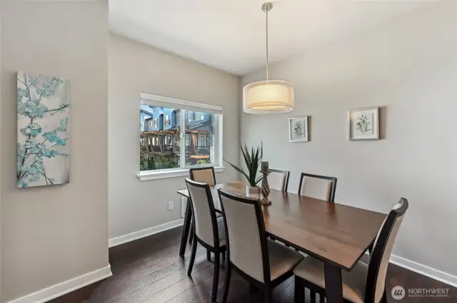 Dining Rm