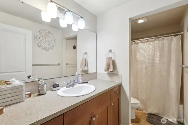 Full Bathroom