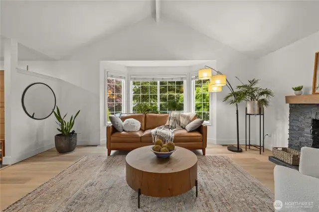 Vaulted ceilings, brand new flooring