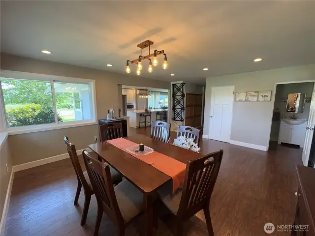 Dining room adjacent to the kitchen...
