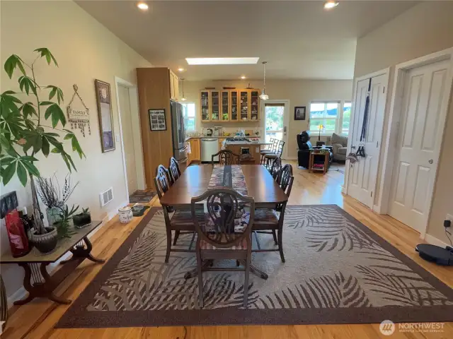 Open floor plan... dining room flows into the kitchen, which flows into the living room...