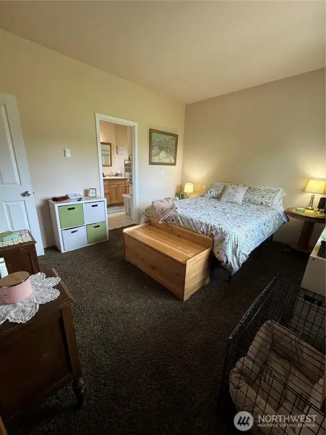 Nice sized bedroom with walk-in closet and full bath...