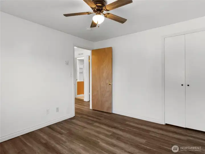 Front Unit - 2nd Bedroom