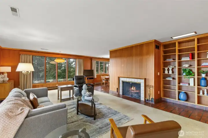 Spacious open floor plan with large built-in's