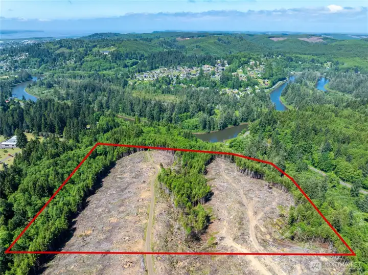 Overhead view with approximate boundaries in red.