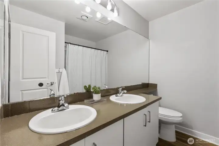 Bathroom with double sink vanity