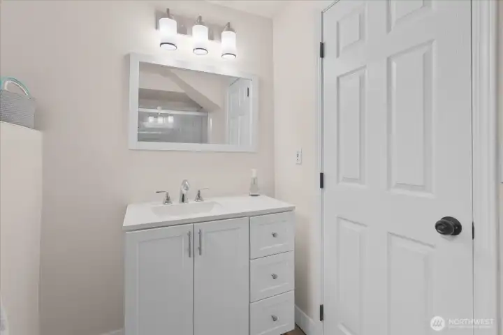 Lower Level 3/4 Bath