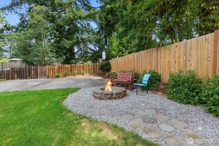 Make summer memories and s'mores around your own firepit