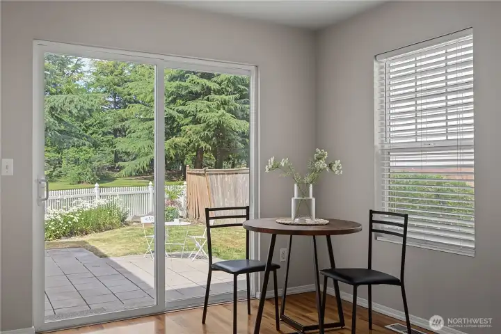 breakfast nook overlooking the backyard