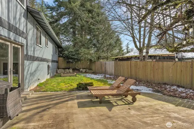 Private fenced backyard perfect for bbqing or entertaining.