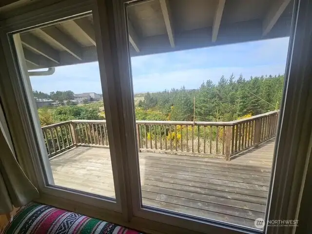 Window to the deck and the view beyond!