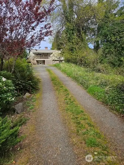 Private Driveway up to the home overlooking the dunes and the ocean.
