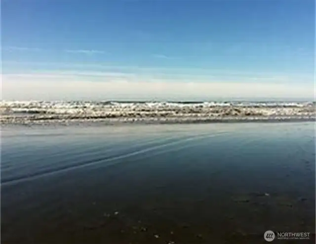 The view of the ocean beach is amazing!!  You can see the waves breaking!