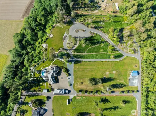 10 Acres in two separate lots.Keep for privacy and guests or develop longterm. The northern lot has been manicured for night and day walking and biking.This lot can be built on and you can ask LA for details.