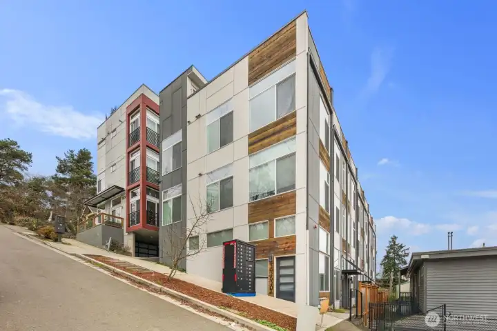 Quiet location on a dead end street.