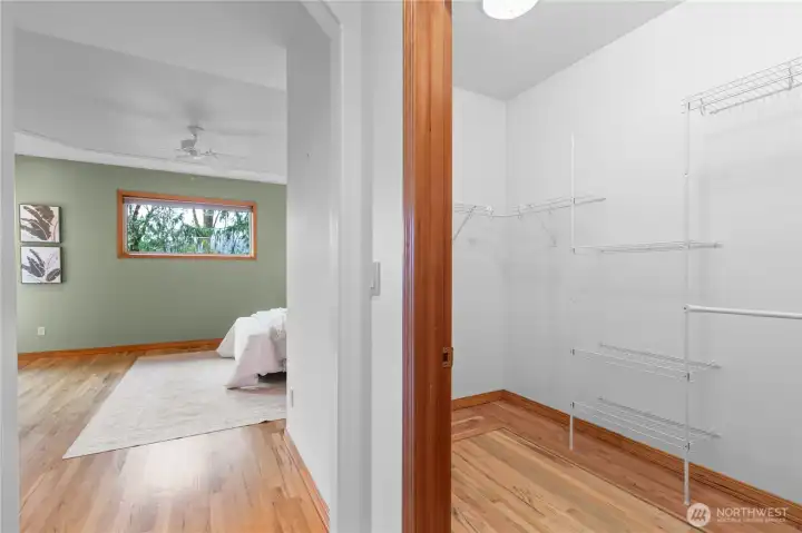 The primary suite includes a walk-in closet and ensuite bathroom.