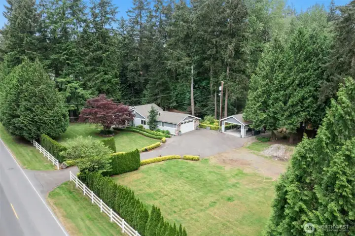 Peaceful yet convenient location just minutes to Downtown Bothell and Woodinville, with quick access to SR-522 and I-405 for an easy commute