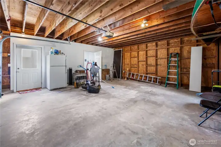 Detached garage. Detached garage.