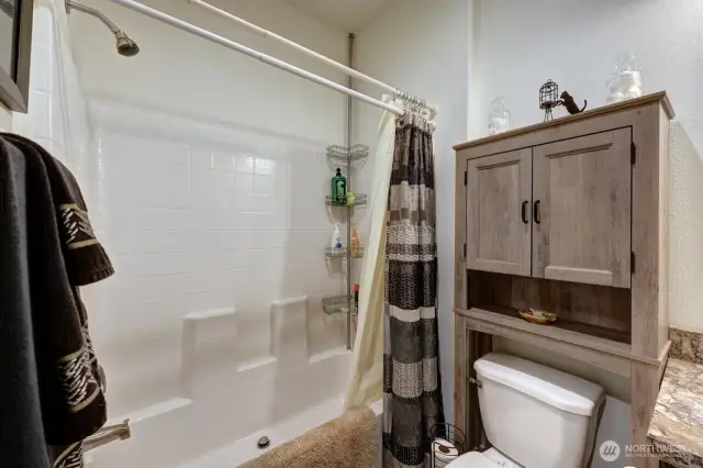 Full bathroom #2 between Bedroom #2 & #3.