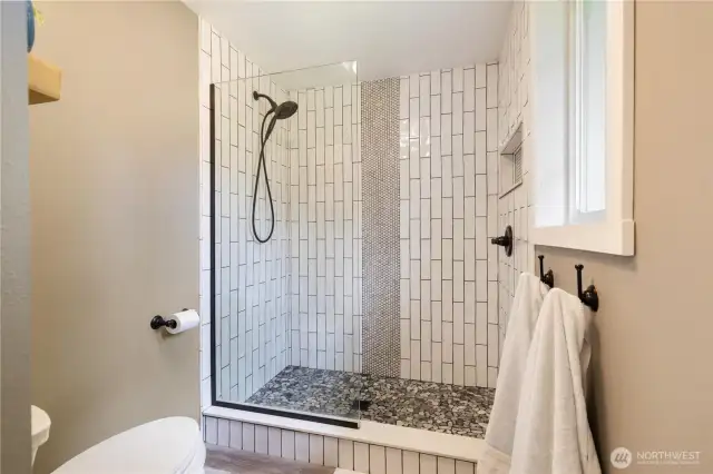 Primary shower