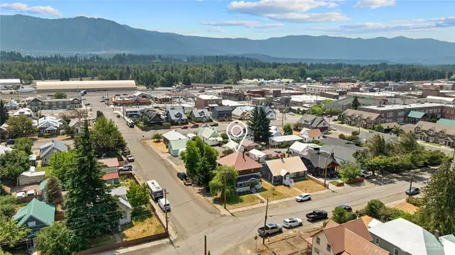Similar shot of the home in Cle Elum today.