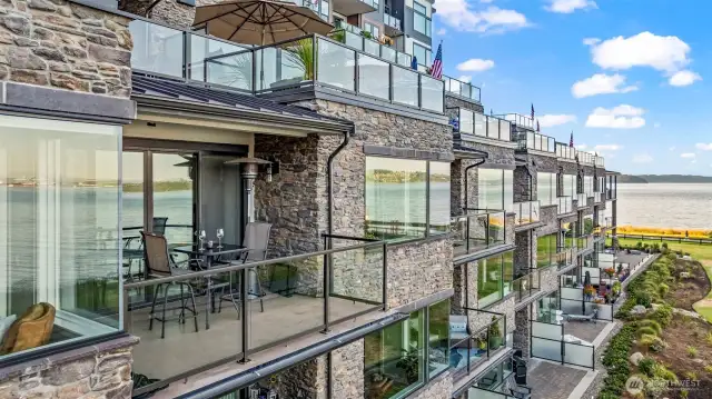 The building is set back to offer privacy and enhance the already stunning views