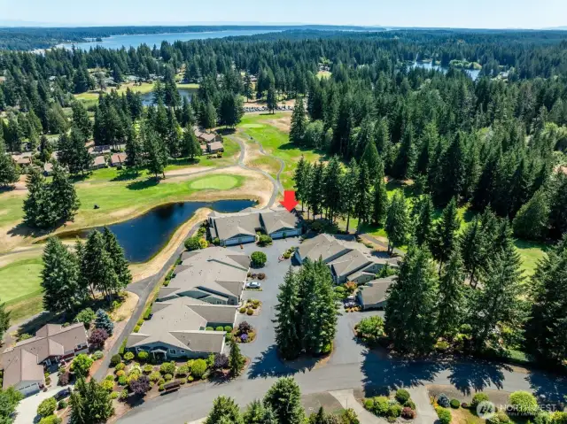 Welcome to Resort Style Living in Lakeland Village