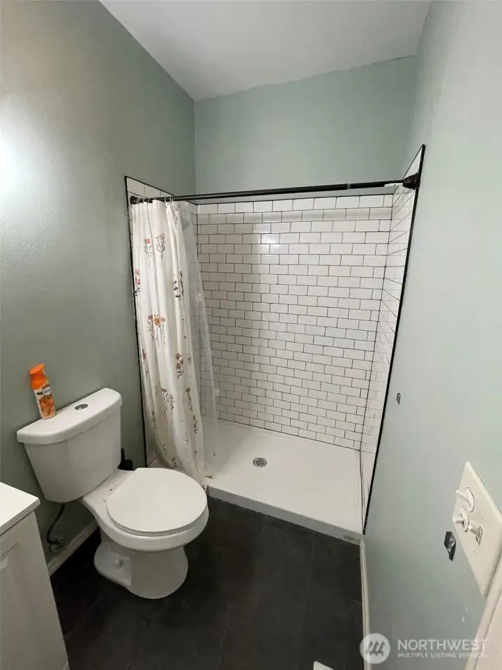 Master 3/4 bath.