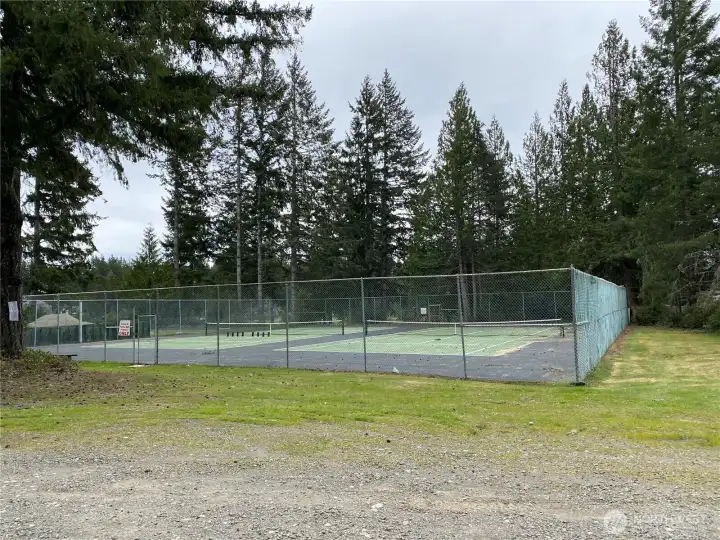Community Tennis courts