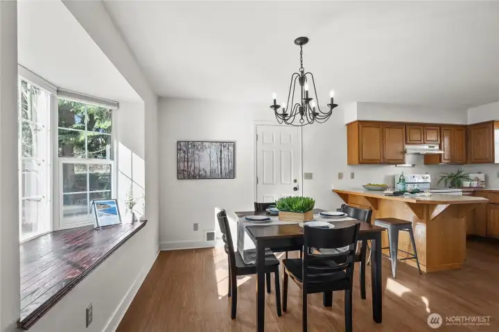 Bright, airy, and ready for your next meal. This space flows seamlessly into the kitchen, making entertaining a breeze.