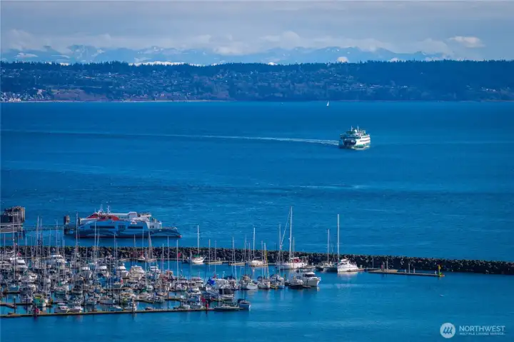 Head over to Seattle anytime with prime access to the Kingston-Edmonds ferry!